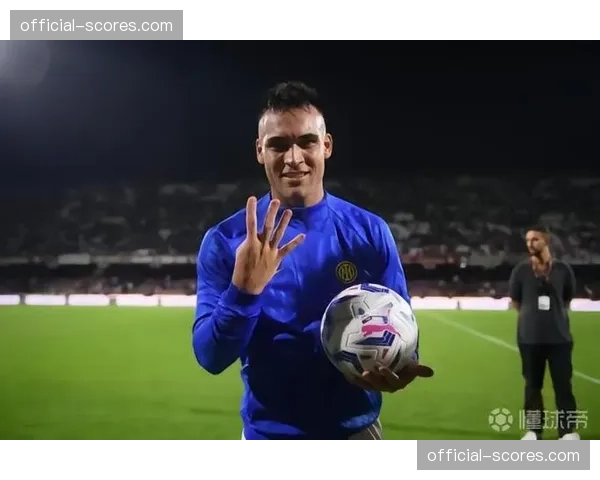 意甲争冠关键战前，国际米兰前锋劳塔罗-马丁内斯恢复球队合练