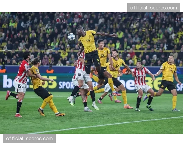 德意志银行公园球场准备就绪，迎接法兰克福对阵莱比锡焦点战